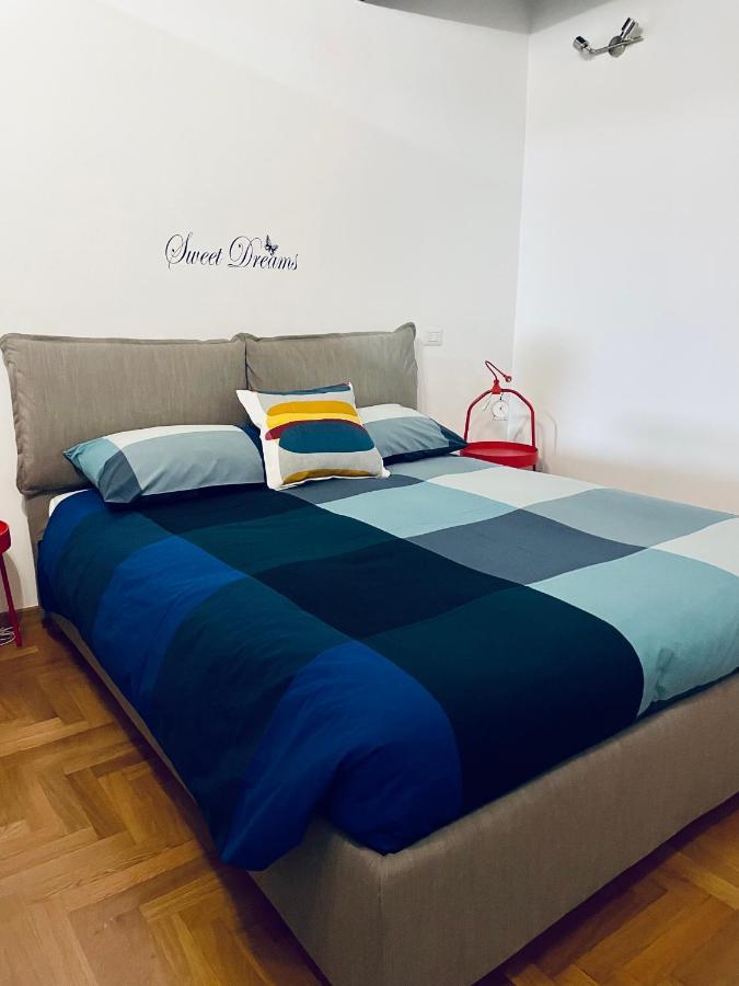 Coronari 28 Holiday Apartment Рим Екстер'єр фото